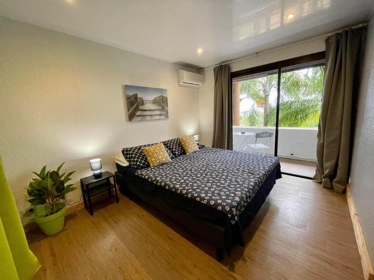 Tunui City Apartment - Quiet & Pool Папеете Екстериор снимка