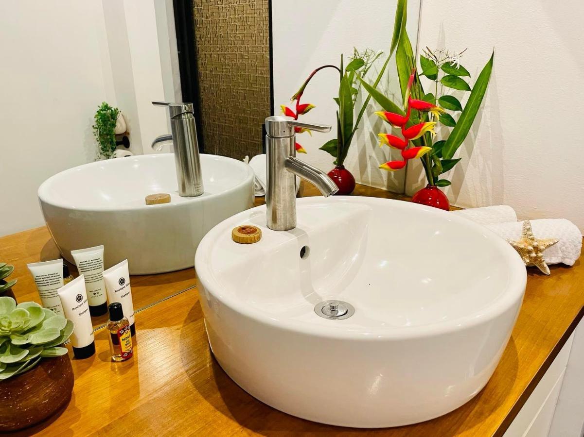 Tunui City Apartment - Quiet & Pool Папеете Екстериор снимка